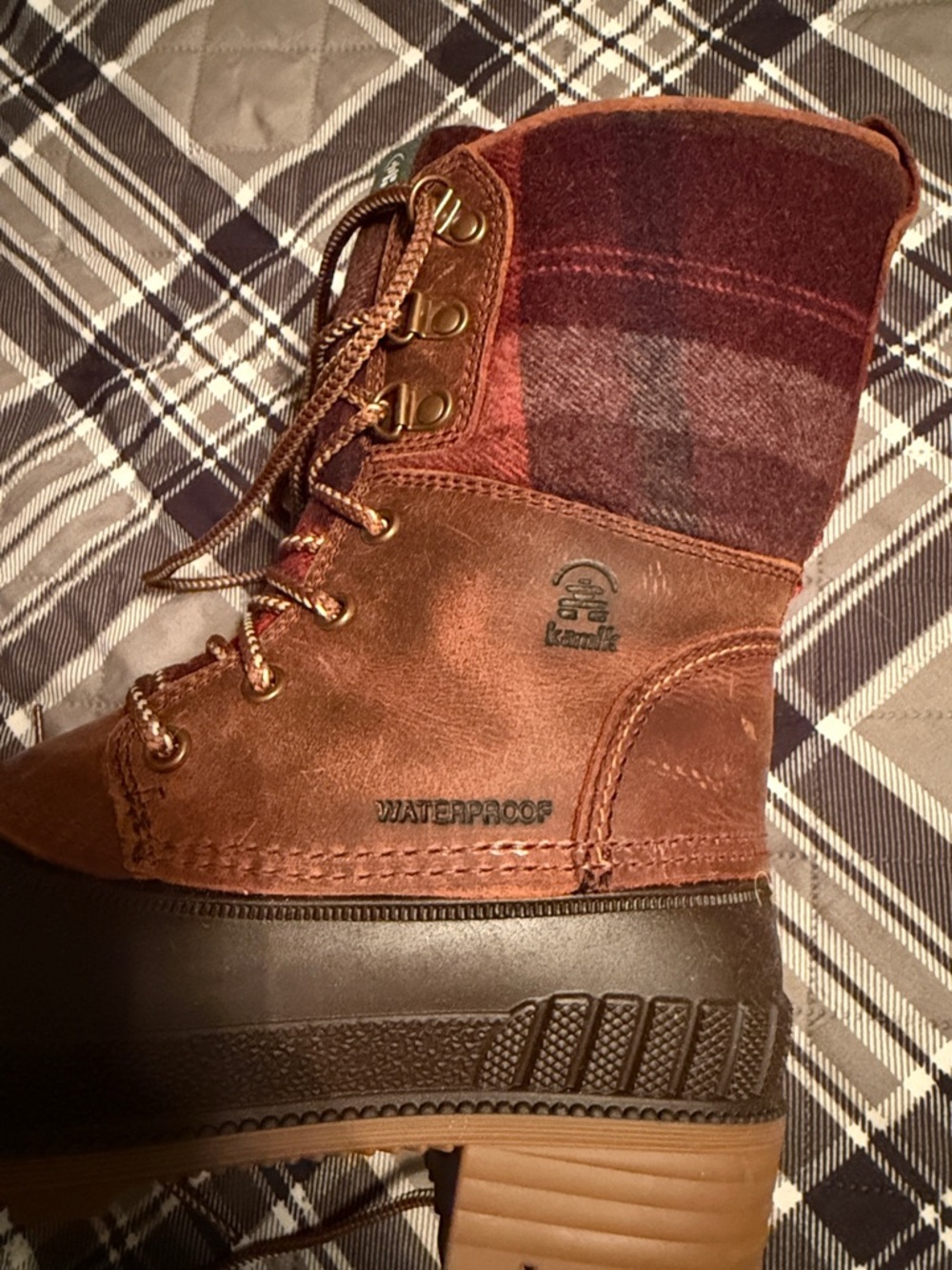 Kamik women’s Brown Leather Waterproof Duck Boots - Brown/Red - Picture 7 of 7